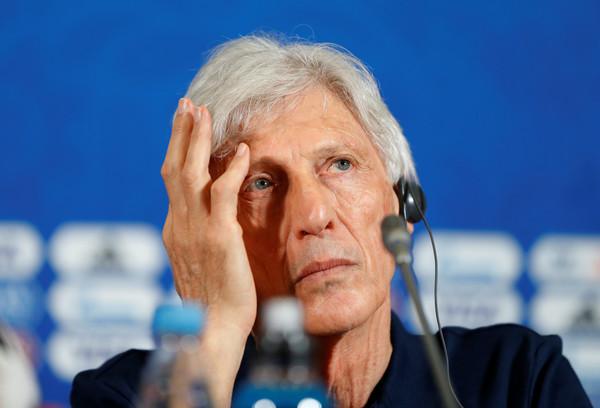 佩克尔曼是谁？带你认识这位足坛传奇教练的一生