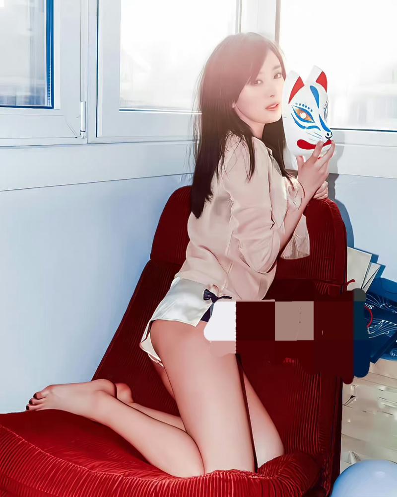 杨幂男人装封面为何火？背后故事与精彩解析！