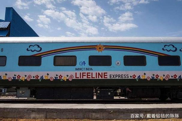 印度为何改5000节车厢为隔离病房?背后原因深度分析