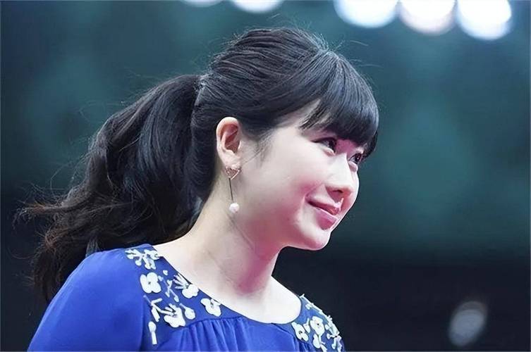 福原爱东北话现场对比(听她和丁宁说方言谁更逗)