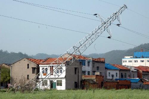 通信塔安装时倾倒怎么预防?这些安全措施必须落实