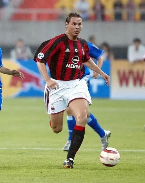 雷东多怎么学足球(5个技巧模仿大师风格)