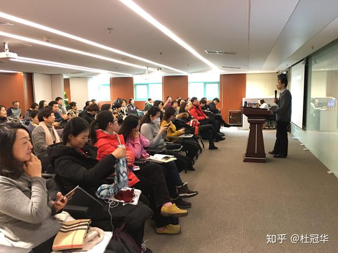 金东进哪里人起家？草根逆袭经历全解析