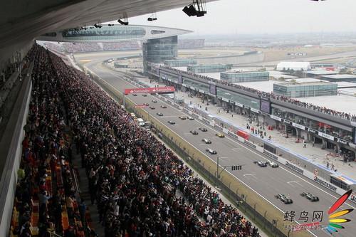 f1门票提前多久买划算？教你黄金时间购票技巧