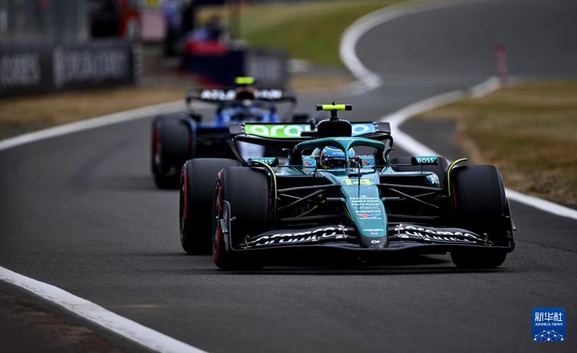 2013f1英国站正赛谁最抢眼?盘点车手表现与冠亚军分析