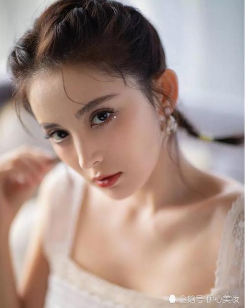 度娘刘冬素颜如何保持？日常护肤只需做对三件事