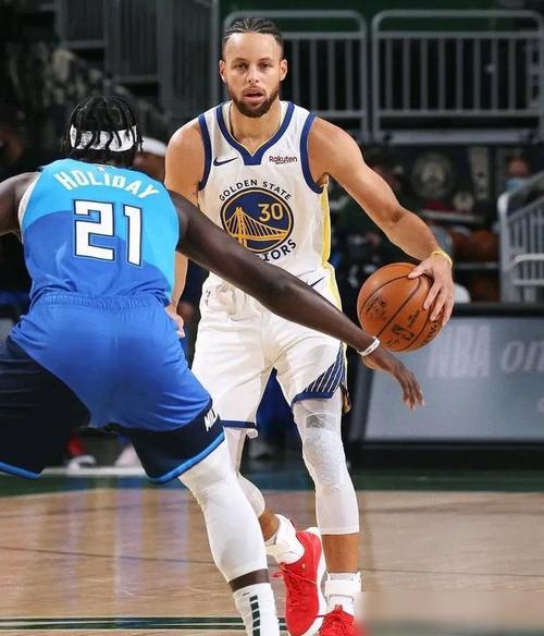 勇士39分惨败雄鹿原因是什么？三大关键点解析失败原因！