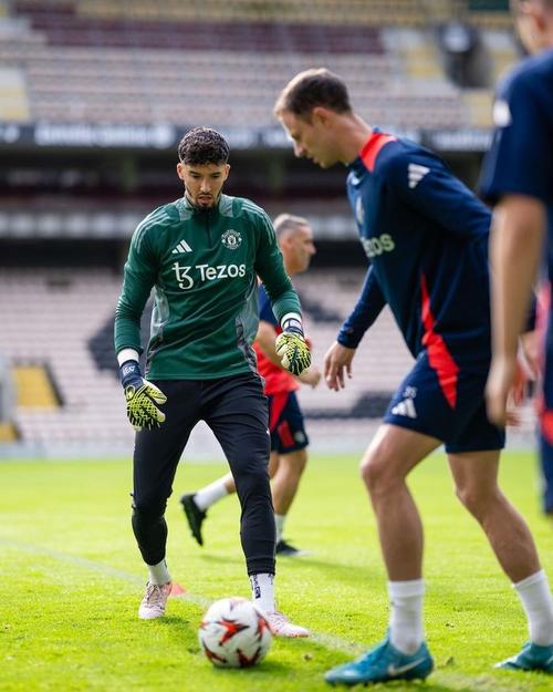 曼联球星训练秘诀？学习专业技巧快速提升！