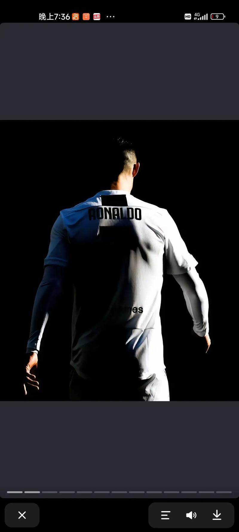 克里斯蒂亚诺罗纳尔多个人生活曝光？(了解明星背后的故事！)