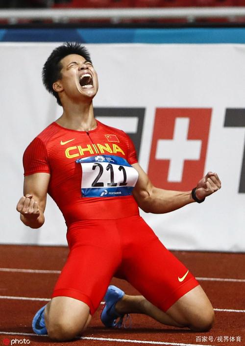 苏炳添担任中国代表团闭幕式旗手 为何是他担此重任看完秒懂