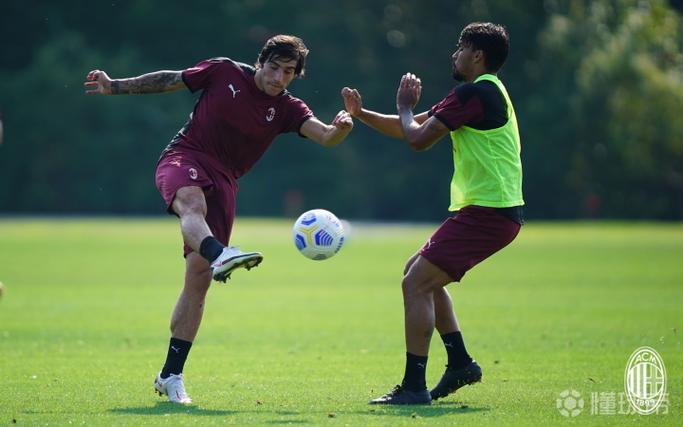 真正的罗森内里精神是什么（五个特质体现米兰信仰）