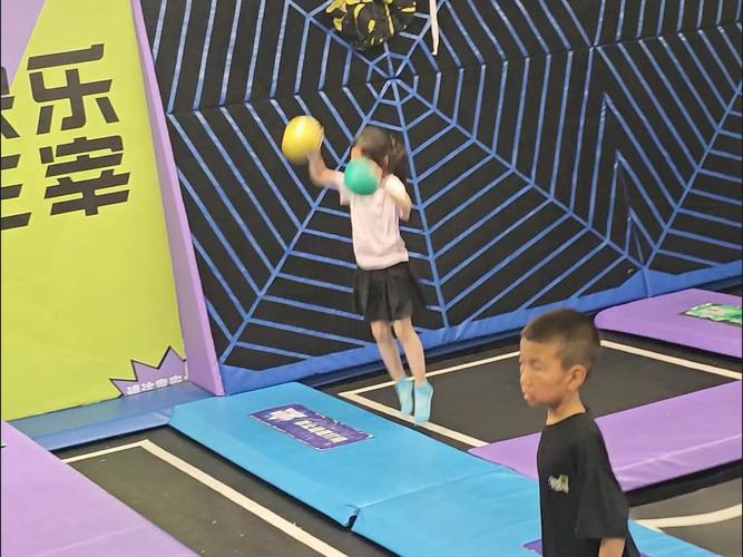 小鬼开球好玩吗？分享真实体验避免踩坑！