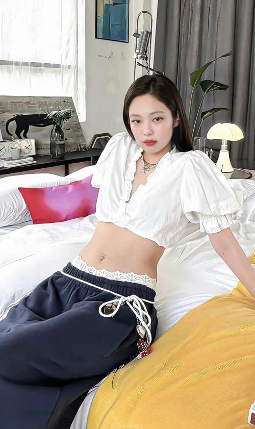 JENNIE身材如何练成？这5个动作简单有效