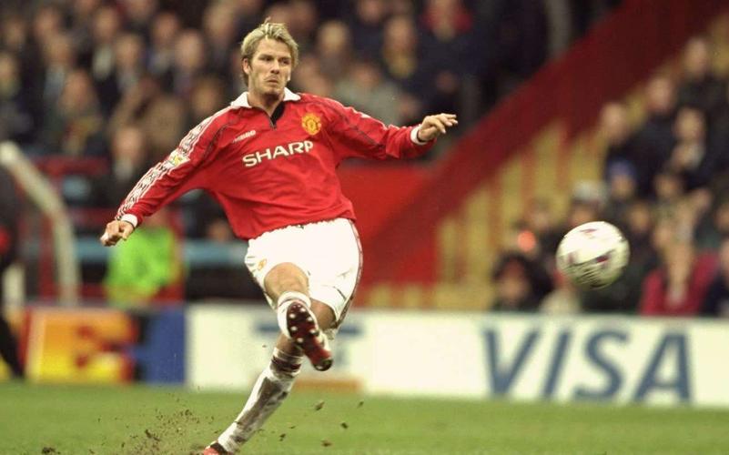 贝克汉姆任意球经典有哪些？十大无解弧线震撼回放