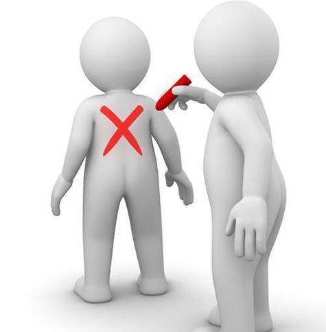 普拉蒂尼的争议事件真相？资深分析揭穿幕后内幕！