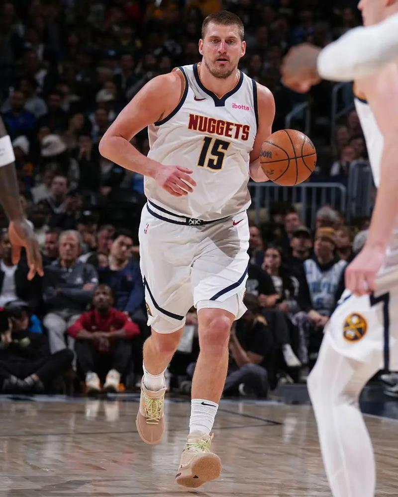 约基奇47分如何练成？3个秘诀带你统治篮球场！