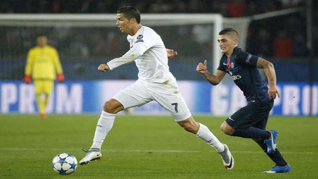 c罗足球过人视频哪个好？(看完这三部集锦提升球感！)