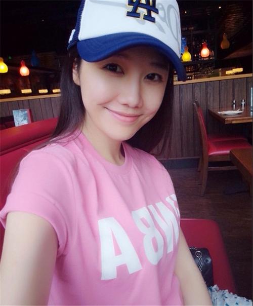 刘语熙整容前后变化揭秘！(曝光照片引发网友热议！)