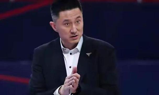 杜锋应对压力有啥技巧?高效管理打造不败战绩!