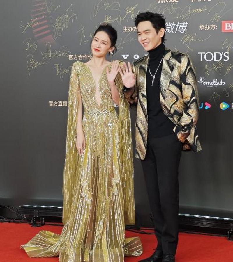 李沁张若昀粉丝如何看待此事？(感人评论大收集全整理)